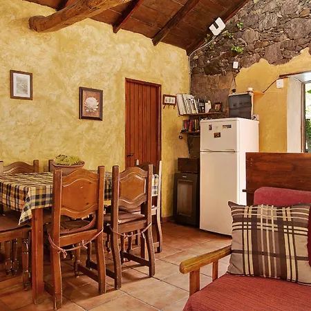 Farm stay Rural House Pepita La De Flores